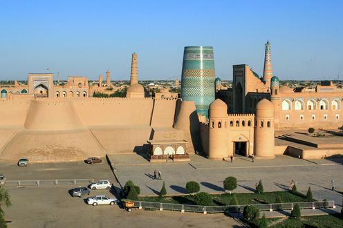 Во дворце Худояр-хана в Коканде и крепости Ичан-кала в Хиве покажут классику узбекского кино